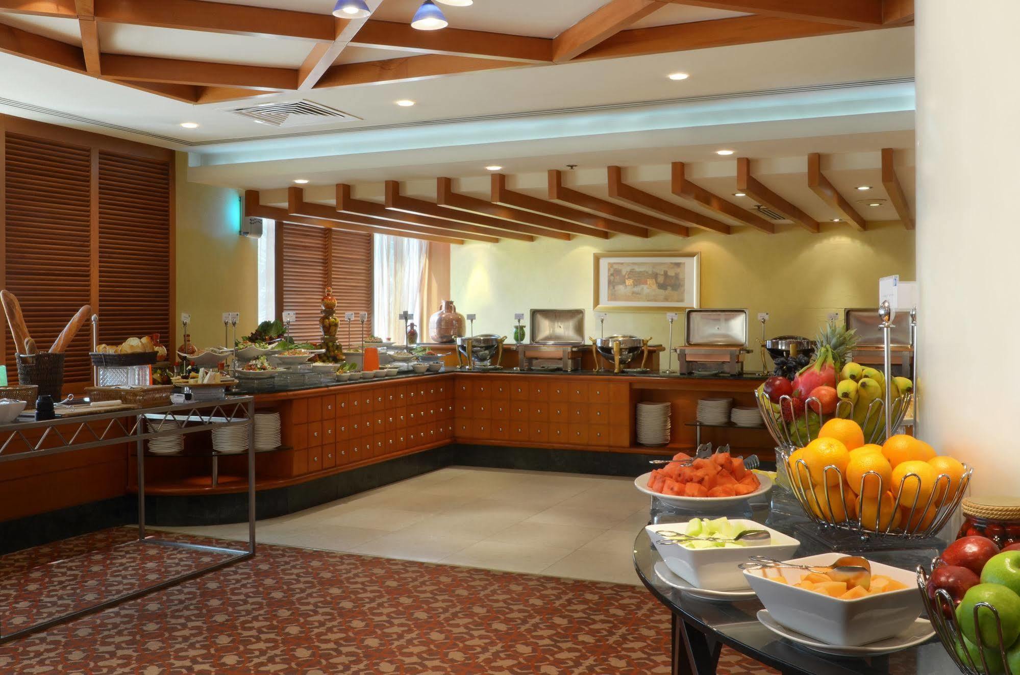 Swiss-Belhotel Sharjah Luaran gambar